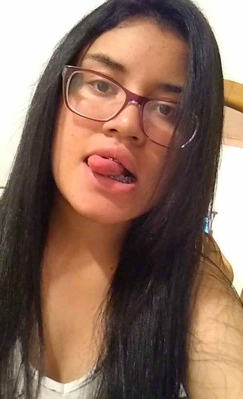 Pack de Universitaria Amateur +9 Videos Masturbándose